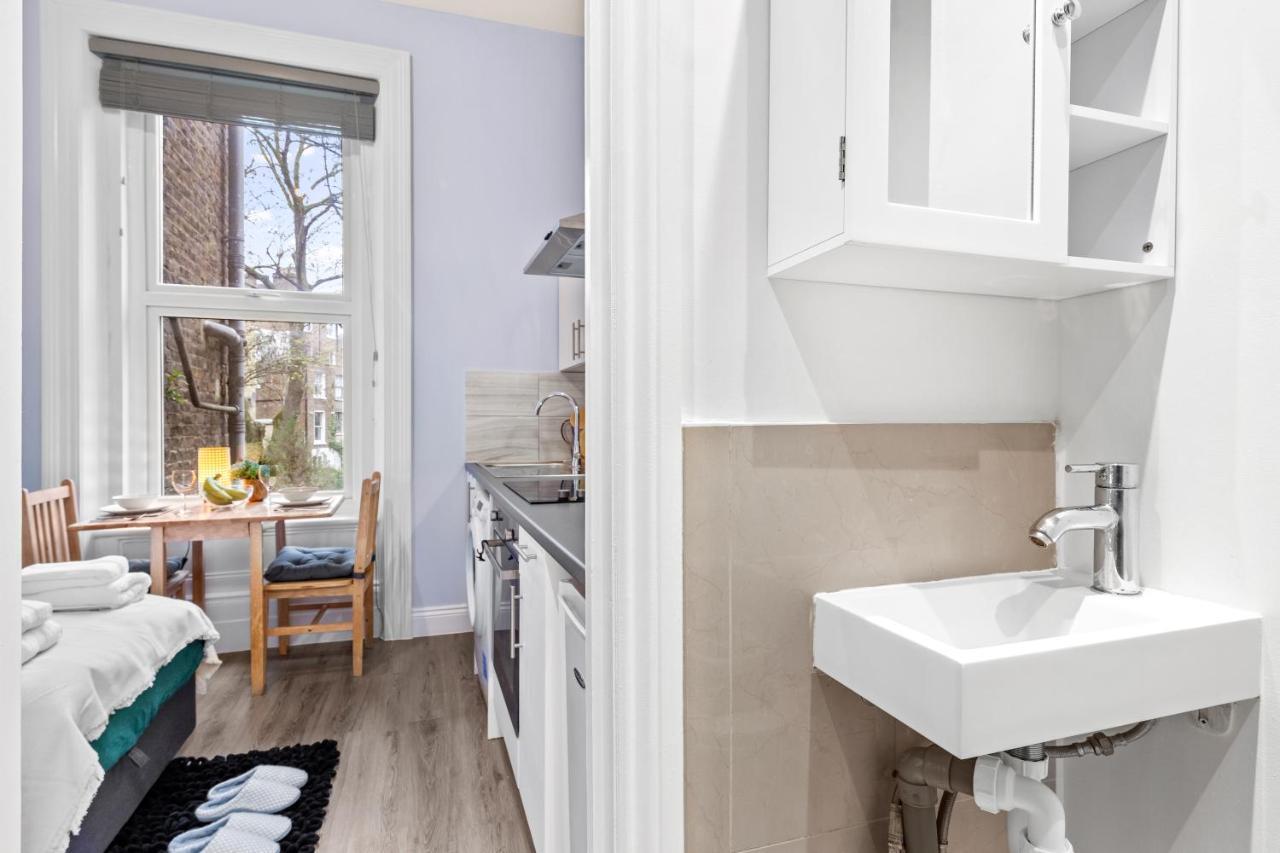 Olympia Kensington Stay Studio Londra Esterno foto
